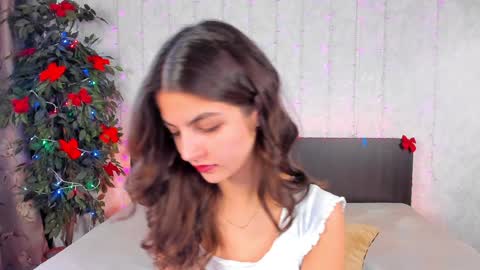 Snapshot of milana_crystal_ chatting on January 23, 8:15 am Milana online show from January 23, 8:15 am
