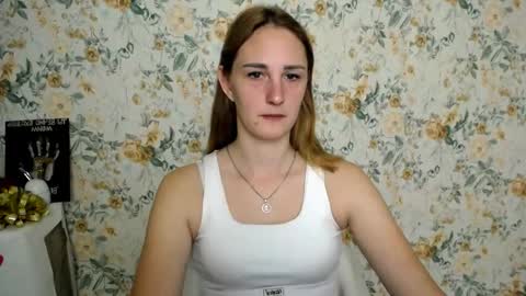 Snapshot of milana_cutie_ chatting on September 30, 6:41 am Milana online show from September 30, 6:41 am