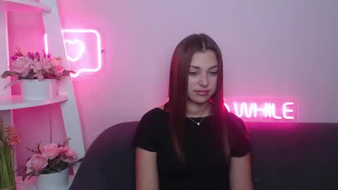 Snapshot of milanaangelas chatting on January 27, 5:47 am milanaangelas online show from January 27, 5:47 am