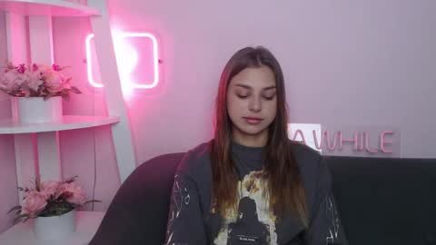 Snapshot of milanaangelas chatting on September 13, 5:26 am milanaangelas online show from September 13, 5:26 am