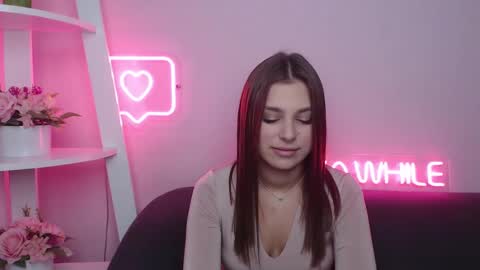 Snapshot of milanaangelas chatting on February 16, 1:38 pm milanaangelas online show from February 16, 1:38 pm