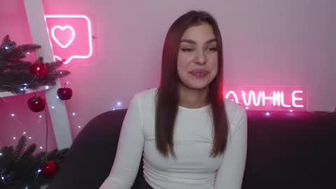Snapshot of milanaangelas chatting on December 14, 3:58 pm milanaangelas online show from December 14, 3:58 pm