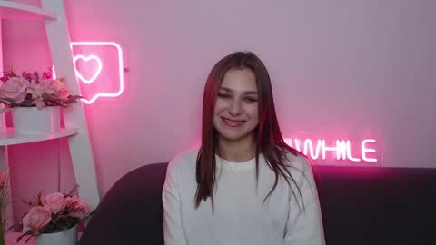 Snapshot of milanaangelas chatting on January 24, 5:53 am milanaangelas online show from January 24, 5:53 am