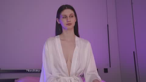 Snapshot of milanabaileys chatting on December 14, 12:01 pm Milana   online show from December 14, 12:01 pm