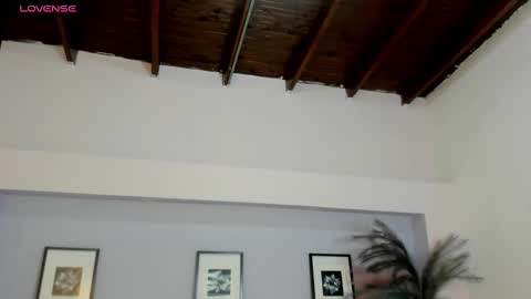 Mila Rose online show from January 14, 11:53 am