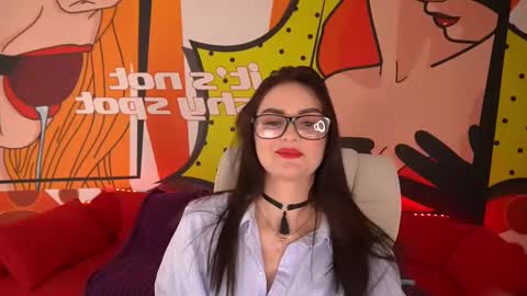 Snapshot of milashalovely chatting on December 7, 8:27 pm Milasha online show from December 7, 8:27 pm