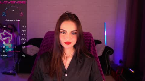 Snapshot of milashalovely chatting on January 7, 6:48 am Milasha online show from January 7, 6:48 am