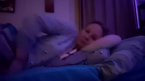 Mila online show from April 6, 5:30 am