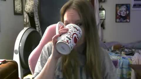 Mila online show from April 21, 12:45 pm