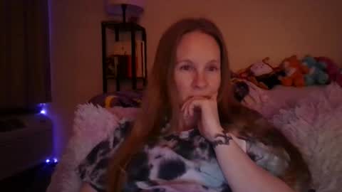 Mila online show from April 17, 5:09 am