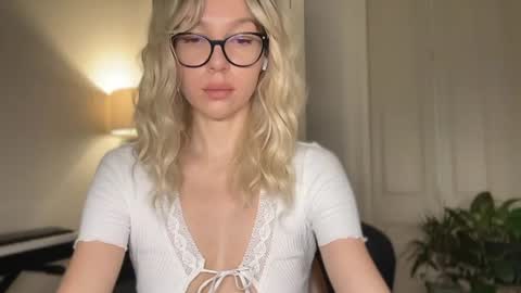 Mila online show from July 3, 4:13 pm