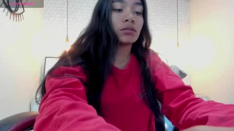 MILEY online show from March 8, 12:28 pm