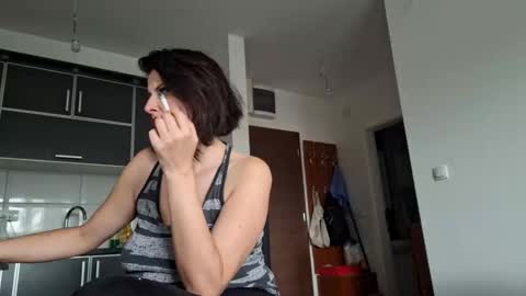 milf44milf online show from October 8, 12:42 pm