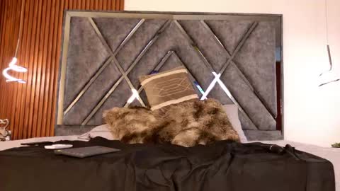 milf__celeste online show from April 22, 9:12 pm