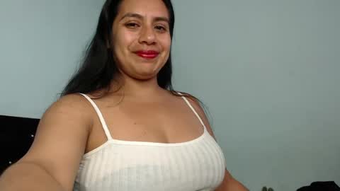 Anay velez online show from June 7, 4:08 am