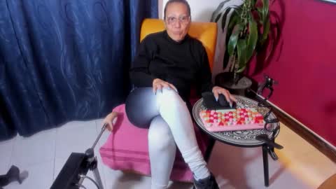 Milf Brend online show from January 15, 9:43 pm