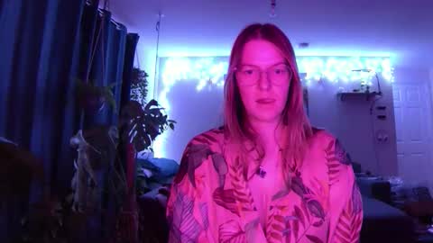 Milf Tara36 online show from March 9, 9:18 pm