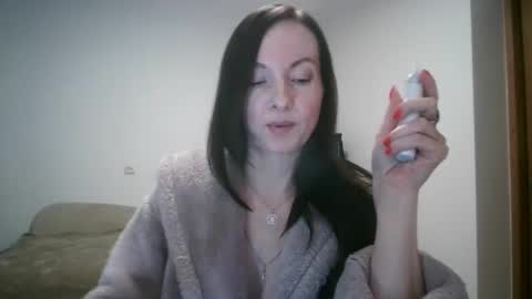 Snapshot of miliah chatting on October 19, 7:05 pm miliah online show from October 19, 7:05 pm