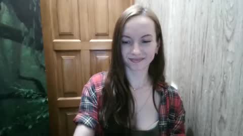Snapshot of miliah chatting on December 12, 7:37 pm miliah online show from December 12, 7:37 pm