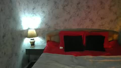 milissasii online show from February 7, 11:58 am