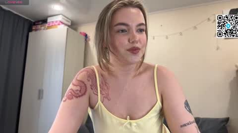 KiteNext stream  0300-0900UTS5 online show from June 12, 2:52 am