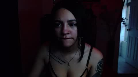 Snapshot of millacounisslosexanal chatting on September 18, 3:54 pm Violeta online show from September 18, 3:54 pm