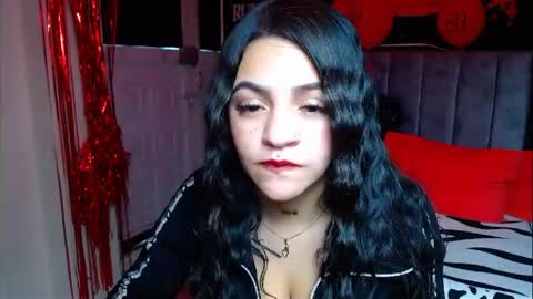 Snapshot of millacounisslosexanal chatting on March 12, 2:12 pm Violeta online show from March 12, 2:12 pm
