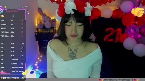 millandiux online show from September 13, 11:57 pm