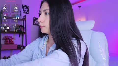 miller_vanessa_ online show from April 23, 9:06 pm