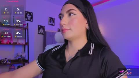 miller_vanessa_ online show from June 15, 8:31 pm