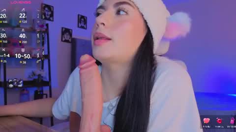 miller_vanessa_ online show from June 13, 9:23 pm