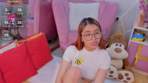 milleyjones_ online show from December 3, 10:34 pm