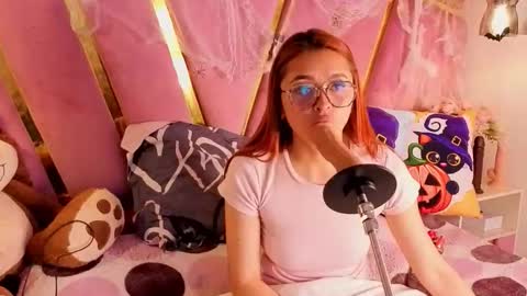 milleyjones_ online show from October 25, 9:54 pm