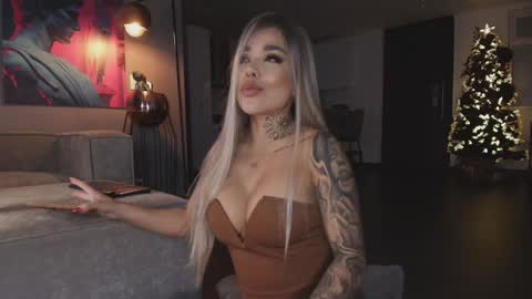 Mila  online show from December 10, 11:40 pm