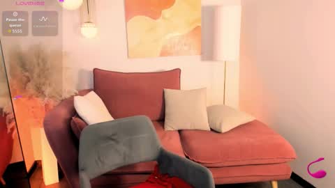 Welcome My name is Tina online show from January 6, 5:38 pm