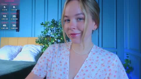 Snapshot of milly_shy chatting on October 2, 7:02 am Milly online show from October 2, 7:02 am