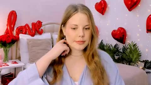 Snapshot of mimicass chatting on February 13, 6:09 am Kelly online show from February 13, 6:09 am