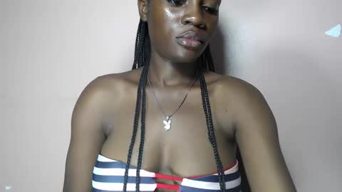 mimiebony online show from April 3, 6:33 am