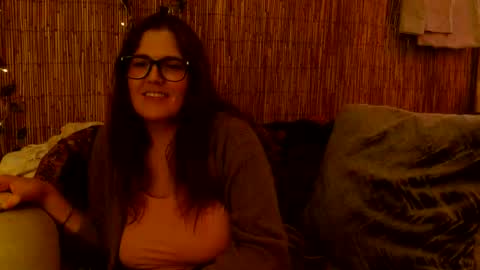 Mindy online show from October 26, 11:38 am