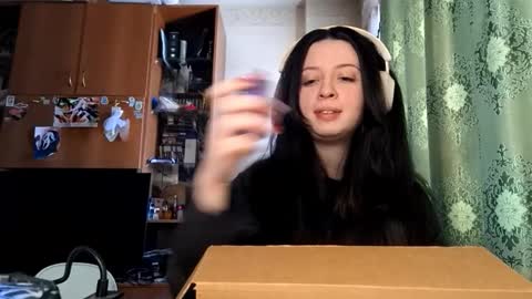 Mindy online show from February 15, 6:05 am