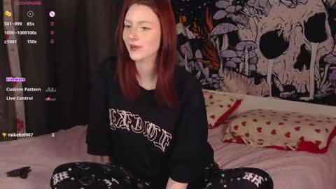 Anny online show from March 3, 8:48 pm