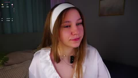 Mary online show from April 21, 1:42 am