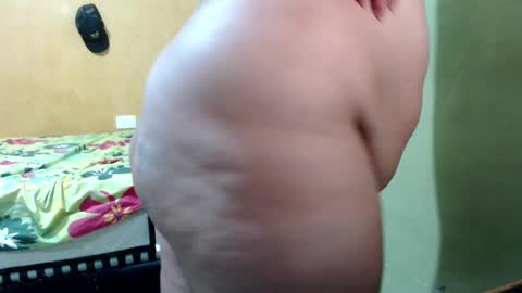Snapshot of minnie_bbw69 chatting on February 28, 1:58 am Andrea online show from February 28, 1:58 am