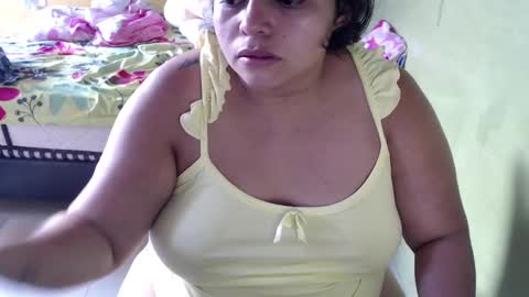 Snapshot of minnie_bbw69 chatting on February 20, 11:42 am Andrea online show from February 20, 11:42 am