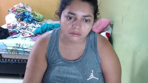 Snapshot of minnie_bbw69 chatting on March 6, 12:09 pm Andrea online show from March 6, 12:09 pm