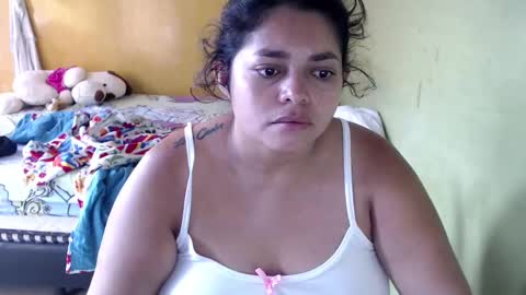Snapshot of minnie_bbw69 chatting on March 9, 12:09 pm Andrea online show from March 9, 12:09 pm