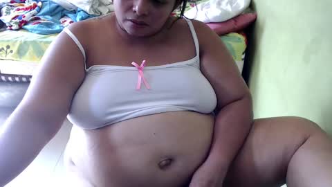 Snapshot of minnie_bbw69 chatting on March 11, 2:07 pm Andrea online show from March 11, 2:07 pm
