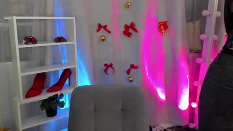 Snapshot of mipsymipson chatting on December 27, 10:34 am NEXT STREAM NOVEMBER 27282930 online show from December 27, 10:34 am