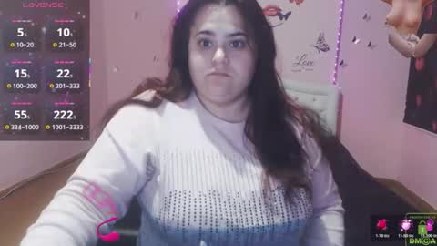 mira_cle_ online show from April 28, 9:35 am