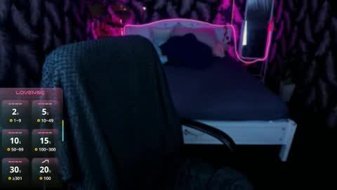 Snapshot of mira_fyre chatting on September 26, 9:45 pm MIra online show from September 26, 9:45 pm